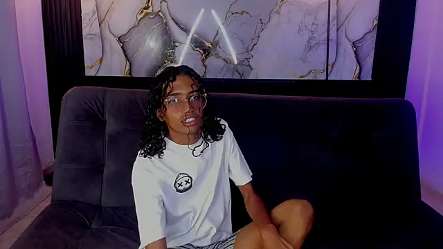 triiangel latinboy online show from 05-31-26, 12:56