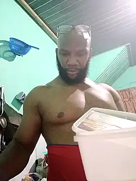 Snapshot of goodloveboss chatting on 04-14-26, 02:39 goodloveboss online show from 04-14-26, 02:39