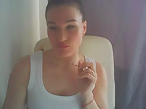 Snapshot of Helly_nanci chatting on 04-14-26, 08:09 Helly nanci online show from 04-14-26, 08:09