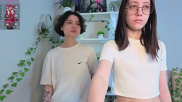 AllisonKierce online show from 04-22-26, 03:09