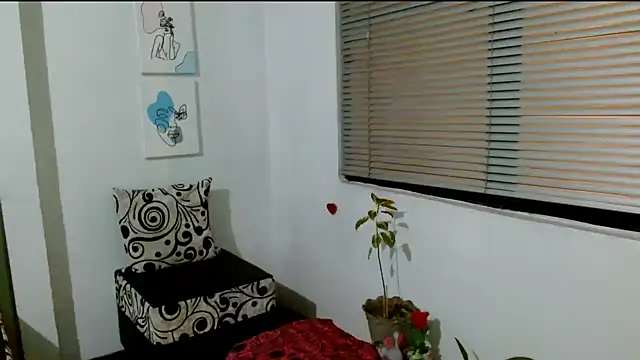 alisonnturbay online show from 04-27-26, 03:48
