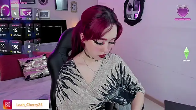 Leah cherry online show from 06-19-26, 09:51