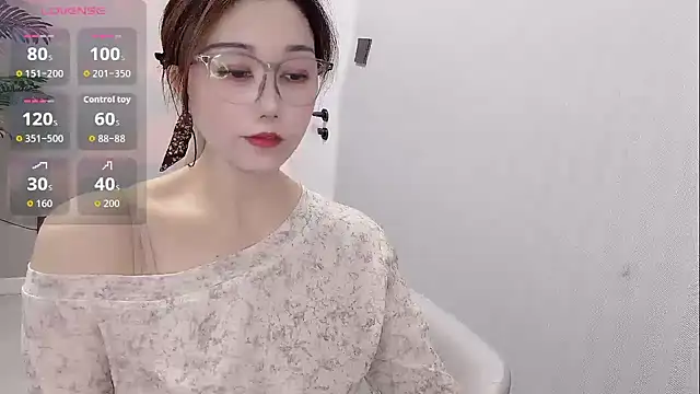 Snapshot of Yunxi- chatting on 07-05-26, 04:19 Yunxi- online show from 07-05-26, 04:19