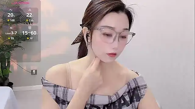 Snapshot of Yunxi- chatting on 07-07-26, 02:58 Yunxi- online show from 07-07-26, 02:58