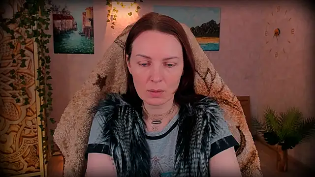 Snapshot of LanaRadiance chatting on 06-02-26, 01:35 LanaRadiance online show from 06-02-26, 01:35