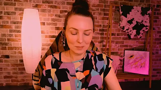 LanaRadiance online show from 06-23-26, 11:30