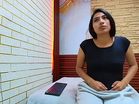 mellaniemonroe303av online show from 04-10-26, 09:41