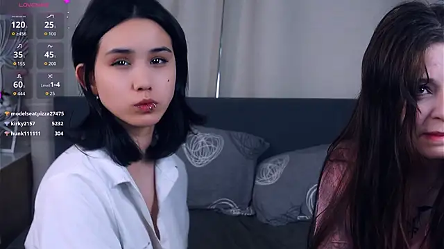 Snapshot of ReynaGrinvalsky chatting on 06-30-26, 09:21 ReynaGrinvalsky online show from 06-30-26, 09:21