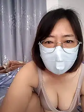 jkimm123 online show from 05-07-26, 07:25