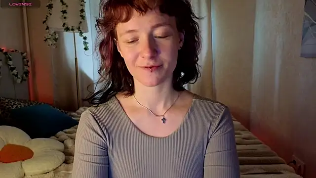 Ricki Bloom online show from 05-11-26, 09:26