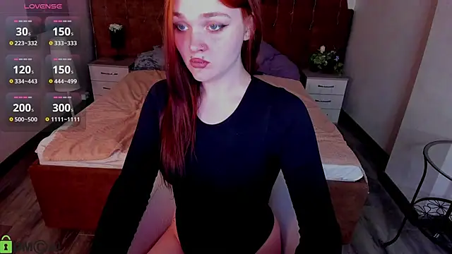 Emilly Hiil online show from 06-19-26, 12:59