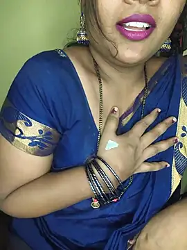 Snapshot of ur_love_kannada1 chatting on 07-18-26, 11:36 ur love kannada1 online show from 07-18-26, 11:36