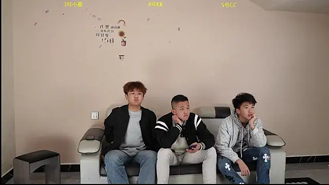 zc002 online show from 04-17-26, 05:10