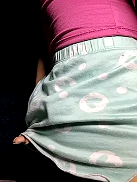 Snapshot of Izaurat chatting on 04-11-26, 09:57 Izaurat online show from 04-11-26, 09:57