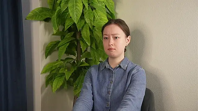 Snapshot of DanilleMincher chatting on 04-13-26, 04:29 DanilleMincher online show from 04-13-26, 04:29