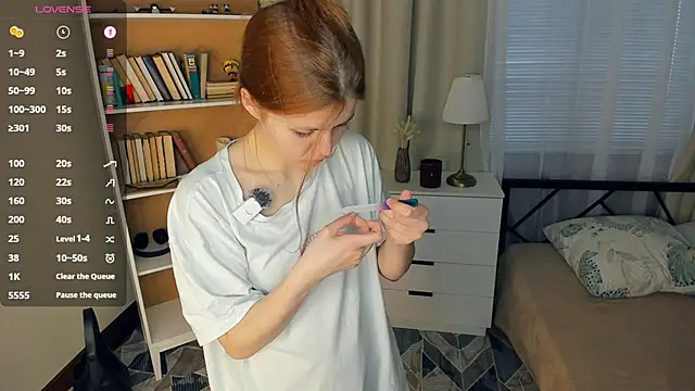 Snapshot of ReikoNothstein chatting on 04-11-26, 06:40 ReikoNothstein online show from 04-11-26, 06:40