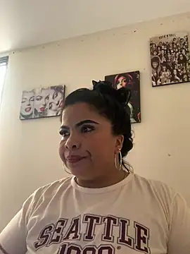 megan purpura online show from 04-30-26, 02:12