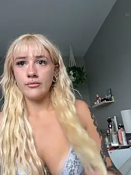 BettyBadNews online show from 05-01-26, 05:28