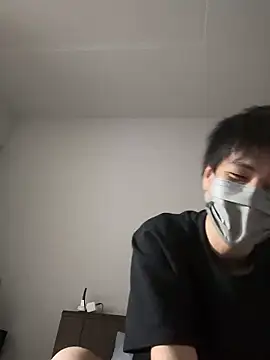 Snapshot of kurage164 chatting on 04-25-26, 01:41 kurage164 online show from 04-25-26, 01:41
