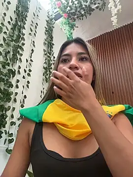 Kimmiebellarie online show from 06-16-26, 01:14