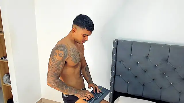 Andrewadamsx online show from 04-13-26, 12:54