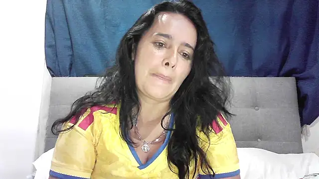 Estefany-magic online show from 07-04-26, 03:56