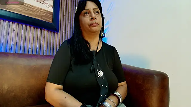 Snapshot of Yayitamilenio chatting on 04-14-26, 03:29 Yayitamilenio online show from 04-14-26, 03:29