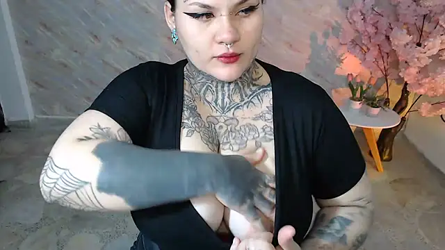 sherlytattos online show from 07-17-26, 03:57