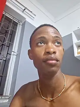 youngAndReckles online show from 04-11-26, 10:36