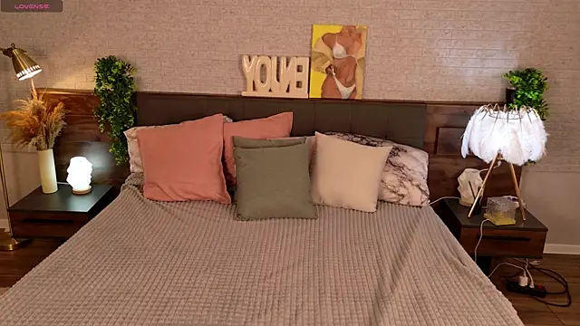 KimEvanss online show from 04-25-26, 11:35