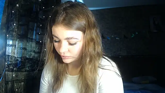 Lola77   online show from 06-02-26, 07:10