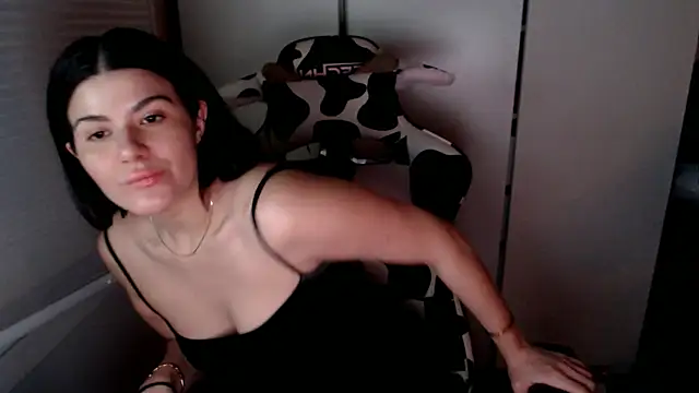 cassiealvarez online show from 05-01-26, 01:43