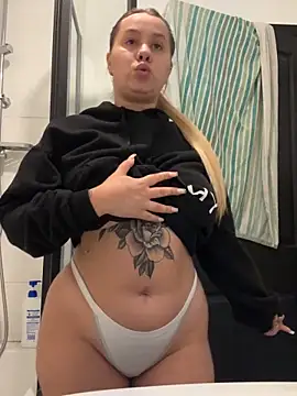 OliviaJadeXx online show from 06-04-26, 12:22