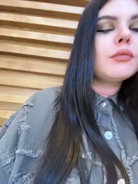 Snapshot of AmeliaBronze chatting on 04-16-26, 07:20 AmeliaBronze online show from 04-16-26, 07:20