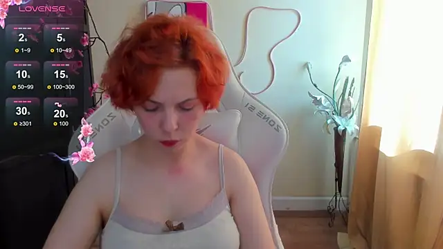 Snapshot of InfernoKitten chatting on 06-10-26, 01:06 InfernoKitten online show from 06-10-26, 01:06