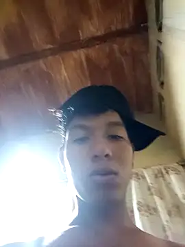 Esneider boy online show from 04-13-26, 04:29