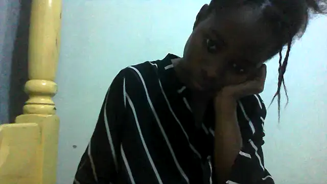 Snapshot of Rerpuss1 chatting on 06-14-26, 10:23 Rerpuss1 online show from 06-14-26, 10:23