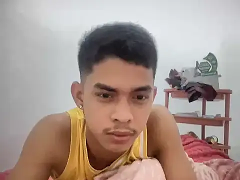 yourhotasian jhonpol16 online show from 04-26-26, 05:21