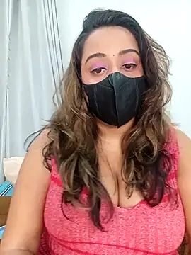 Suger Lips 99 online show from 05-27-26, 07:55