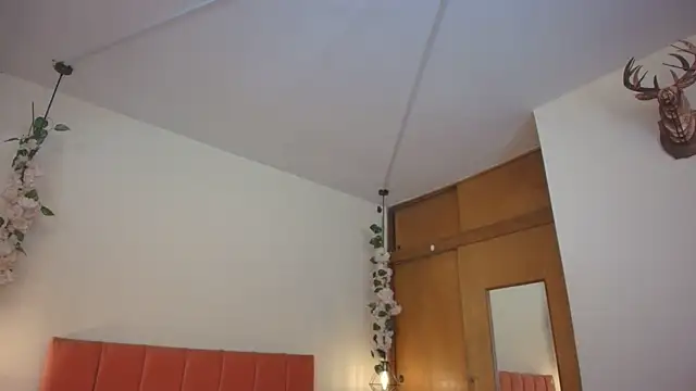 Snapshot of Shadya_ chatting on 06-20-26, 03:20 Shadya online show from 06-20-26, 03:20