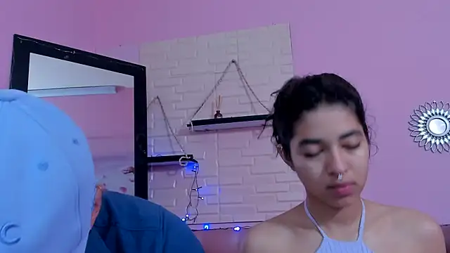 Aronandmoli69 online show from 06-12-26, 01:21