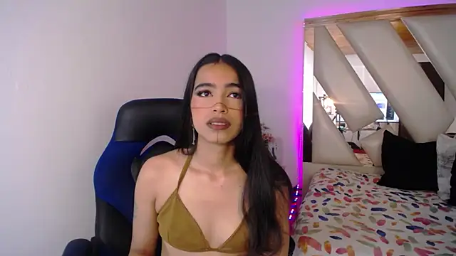 Miaa ferrari1 online show from 06-09-26, 12:17
