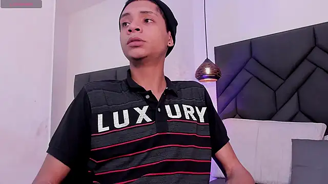 Axel marcus online show from 04-25-26, 07:11