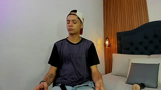 Axel marcus online show from 05-04-26, 07:32