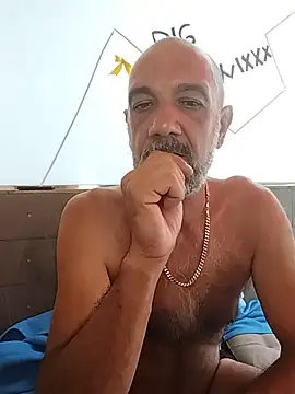 BigTwixxxx online show from 07-14-26, 01:17