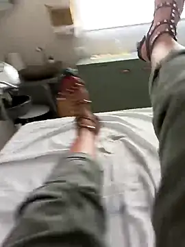 Snapshot of meladinhaa69 chatting on 04-14-26, 04:24 meladinhaa69 online show from 04-14-26, 04:24