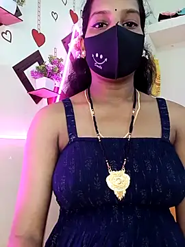 Snapshot of Mun_Mun1 chatting on 04-12-26, 03:00 Mun Mun1 online show from 04-12-26, 03:00