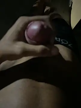 usuario55778 online show from 04-12-26, 06:40