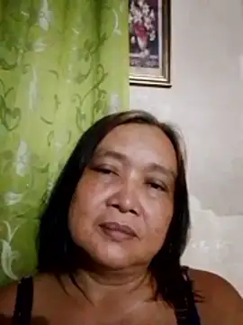 jeanyummytits online show from 06-01-26, 09:33