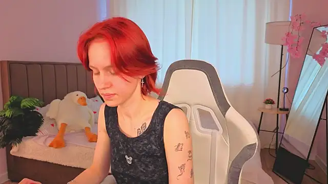 Milena Milyan online show from 07-18-26, 01:21